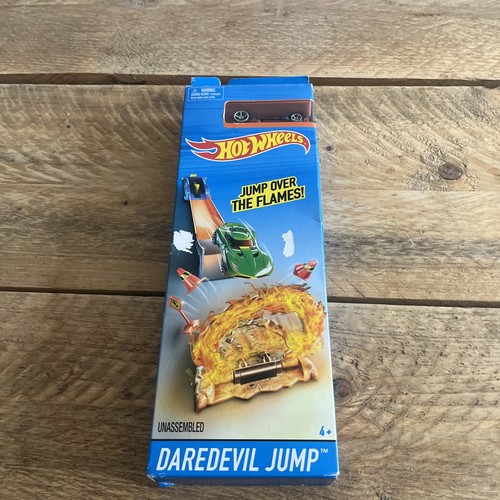 Hot wheels action daredevil - hot,