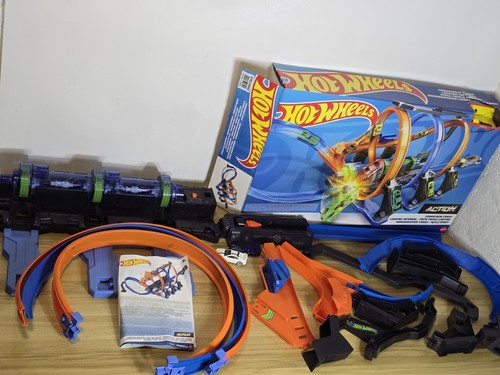 Hot wheels large scale - hot,