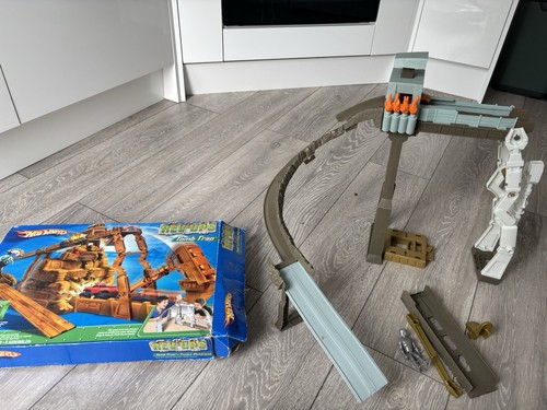 Hot wheels rev ups tomb - wheels, trap