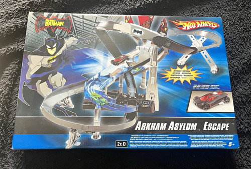 Vintage 2007 hot wheels arkham - 2007,