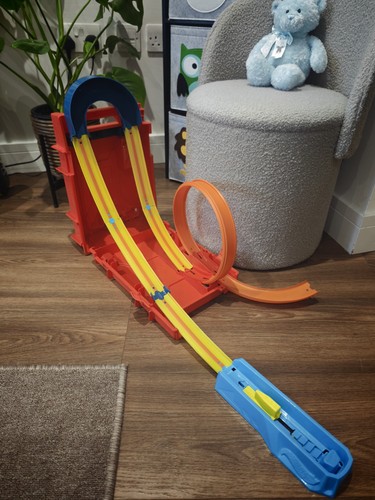 Hot wheels action - energy, track