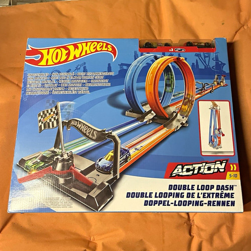 Hot wheels action double loop - wheels,