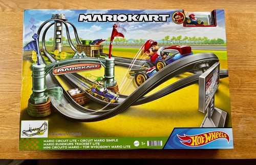 Hot wheels mario kart circuit - hot,