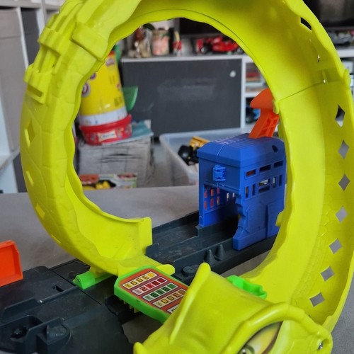 Hot wheels city snake - hot,