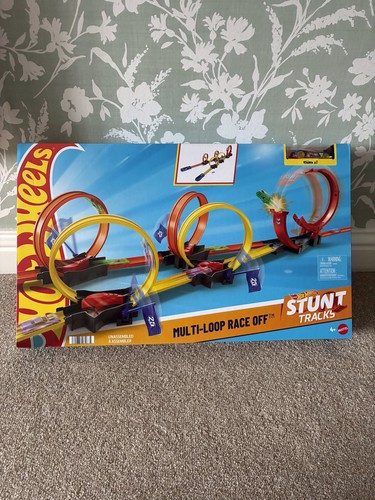 Hot wheels stunt tracks - wheels,