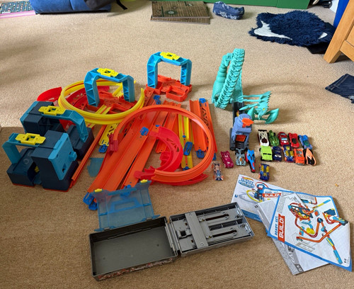 Hot wheels track - hot, builder