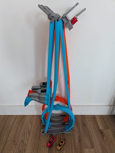 Hot wheels double loop dash - wheels,