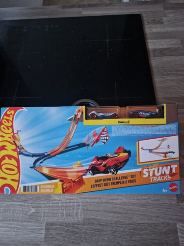 Hot wheels action - drop, down