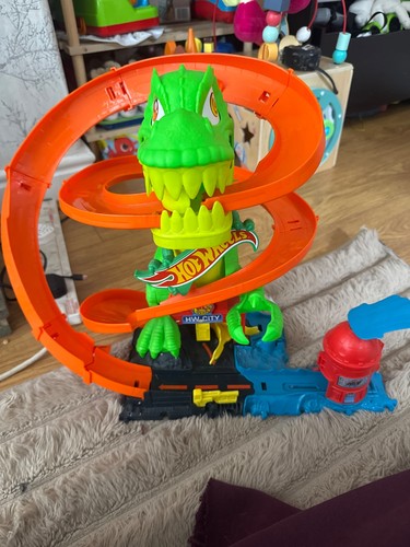 Hot wheels city rex - hot,