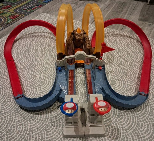 Hot wheels mario kart - hot,