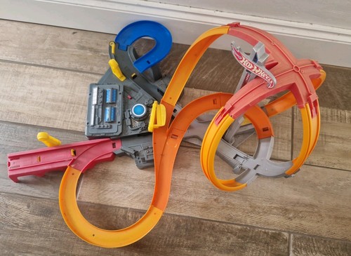 Hot wheels spin storm track - hot,