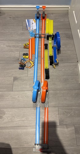 Hot wheels double loop - hot,