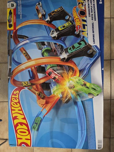 Hot wheels ftb65 corkscrew - hot,