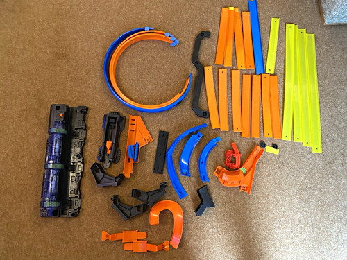 Hot wheels track set - hot,