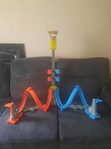 Hot wheels loop launch - loop,