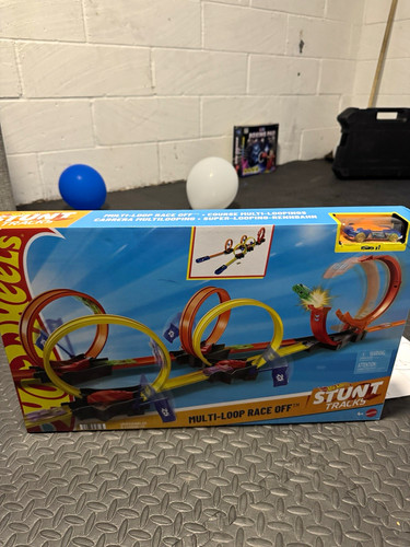Hot wheels stunt track - stunt,