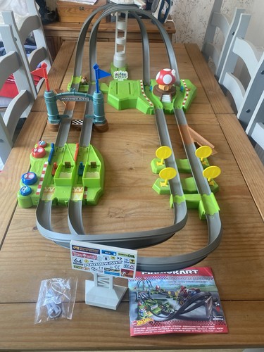Hot wheels mario kart - hot,