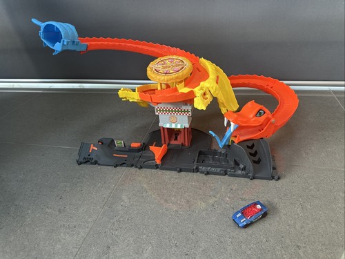 Hot wheels city toy car - hot,